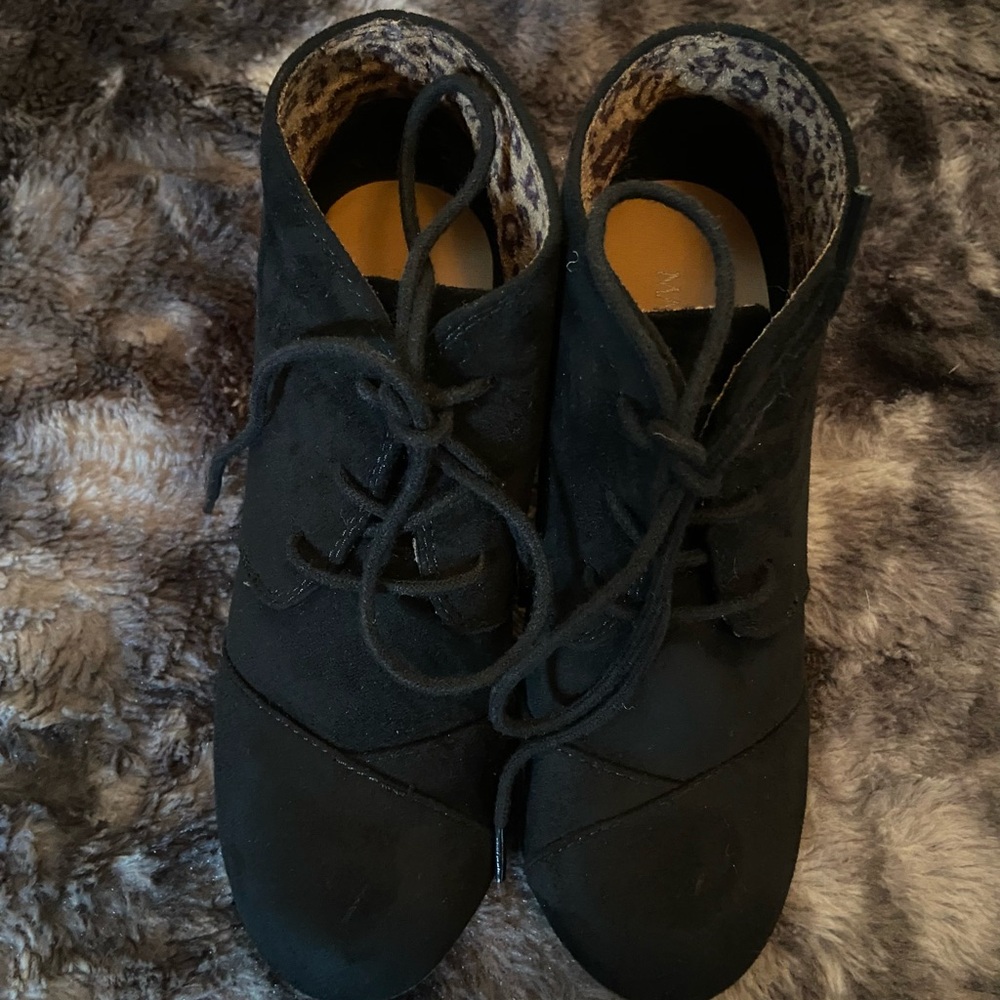 Stylish Black Suede Children’s boots